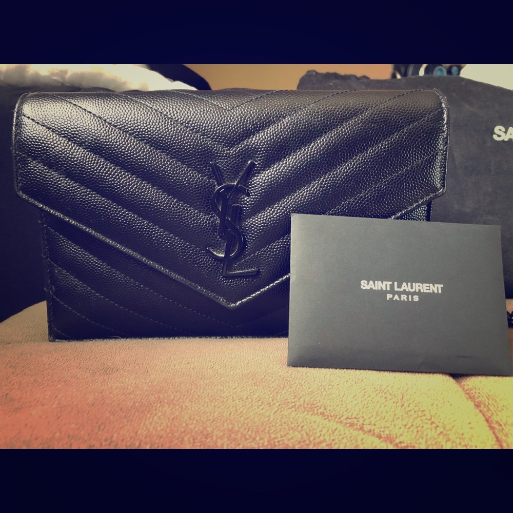 YSL Envelope Chain Wallet in Grain De Poudre
